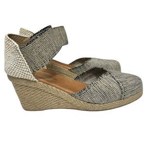 Andre Assous Beige & Black Espadrille Wedge Sandals Size 7 Made in Spain